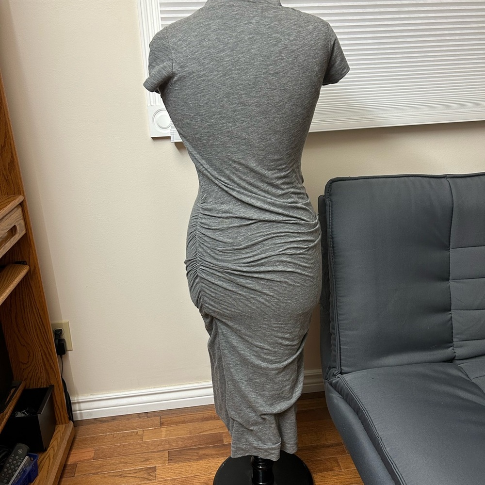 Velvet by Graham &Spencer dress - gray midi form fitted slightly rushed , Size M - Picture 5 of 8
